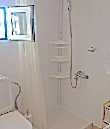 Rustic Cottage-self Check In & Free Wi-fi Kothréas