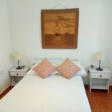 Rustic Cottage-self Check In & Free Wi-fi * Kothréas
