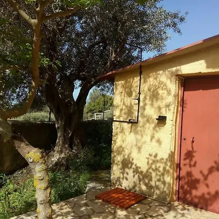 Rustic Cottage-self Check In & Free Wi-fi Kothréas